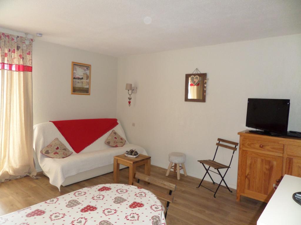 Appartements Les Balcons Du Soleil Font-Romeu-Odeillo-Via Exterior foto